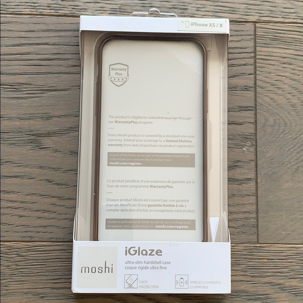NWT Moshi iGlaze XS/S iPhone cover